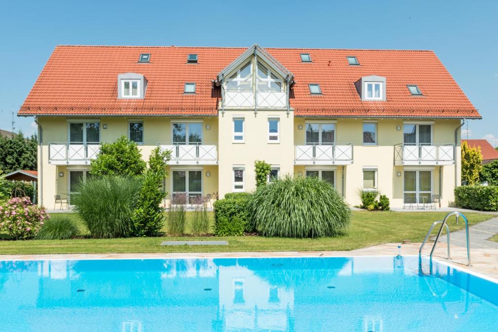 Bazén v ubytování Hotel Beim Schrey nebo v jeho okolí