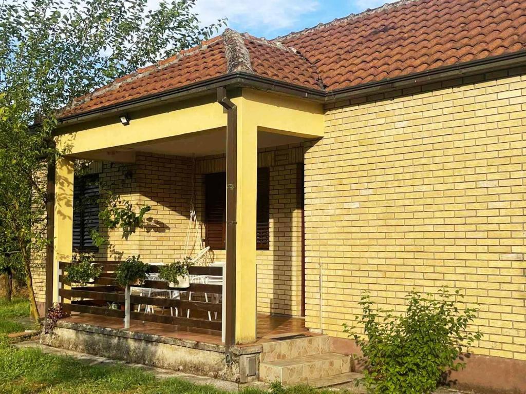 Budova, kde se prázdninový dům nachází