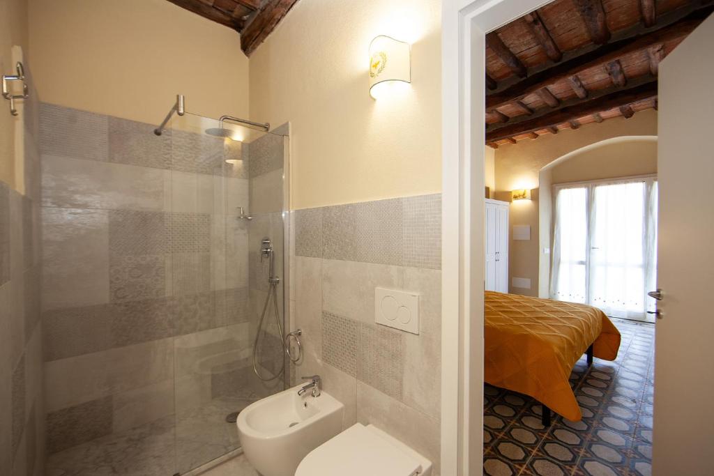 Un baño de Villa le Api