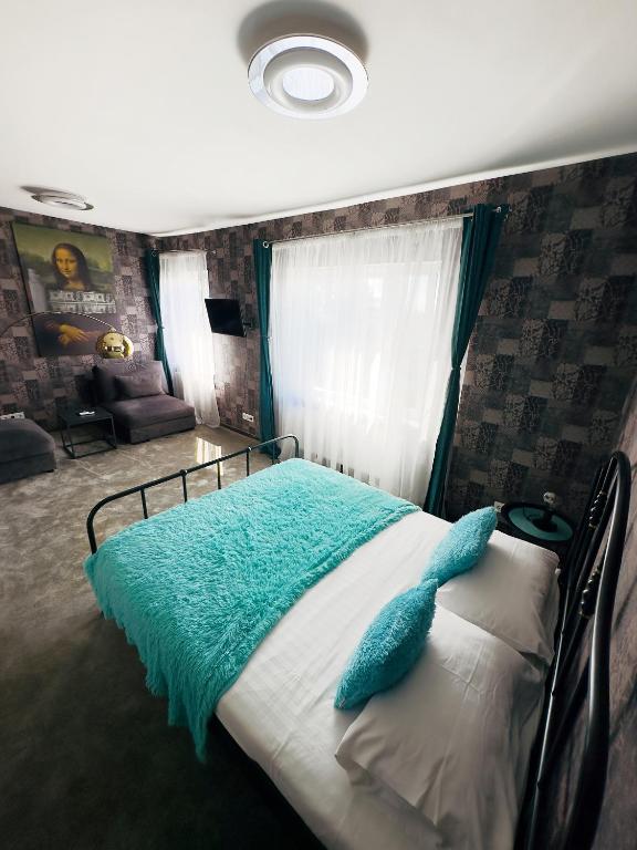 Very Bad Hootel - Chambre Double De Luxe - Mauvais Virage