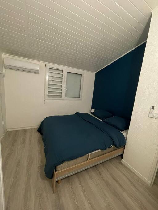 Postel nebo postele na pokoji v ubytování Cocon douillet entre Mer et Montagne