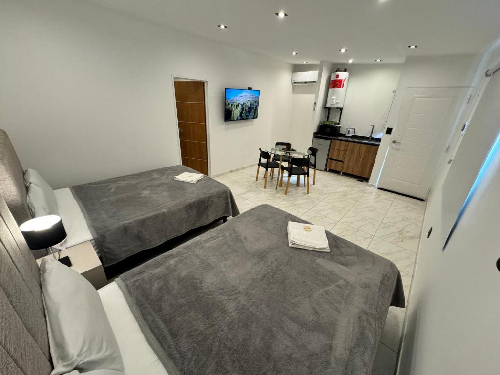 URBANA PREMIUM SUITES Apartamentos de Categoría Parking Privado - Seguridad - Sanatorio Allende - Hospital Privado - Estadio Kempes - Universidad Siglo 21 - Complejo Ferial Córdoba - Quorum - Aeropuerto Internacional Taravella - Queen Room Met Twee Queensize Bedden