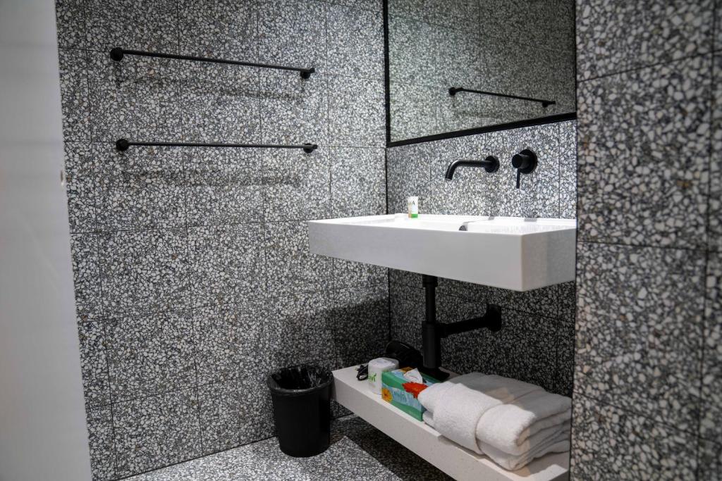 Value Suites Penrith - Luxe Studio