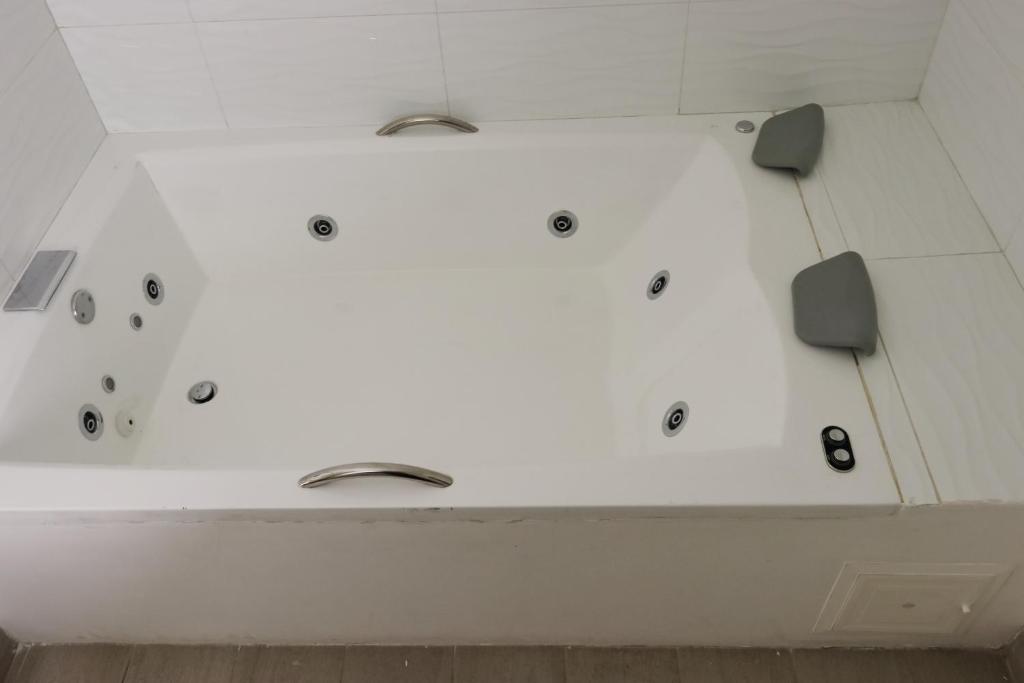 Koupelna v ubytování Hotel Loup