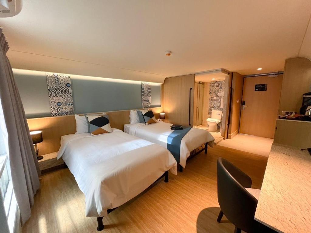 Kastel Bangkok Hotel by Loft BKK - Верхняя комната близнеца