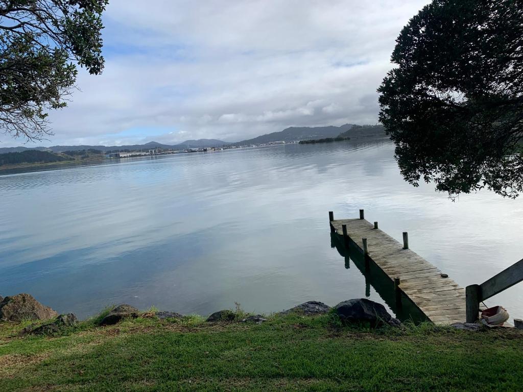 Seaview House Unit 2A - Resim 17