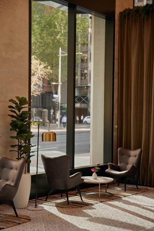 Meriton Suites Melbourne - Resim 5