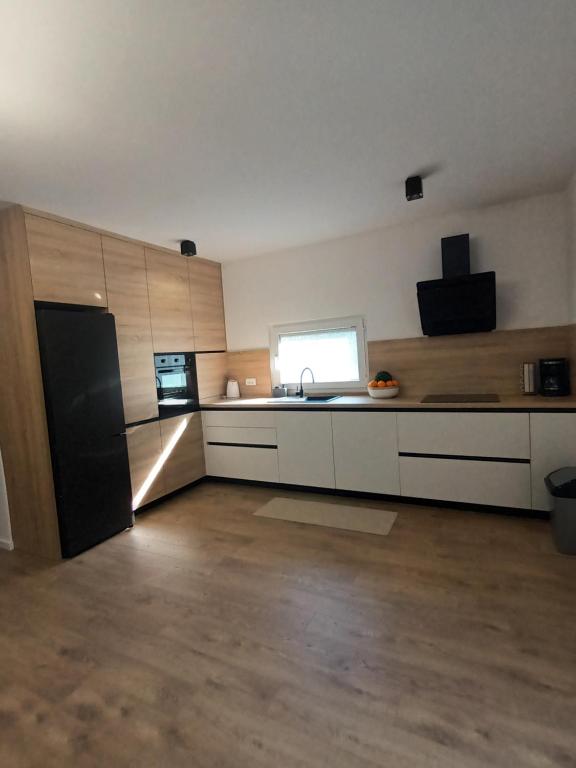 Kuchyň nebo kuchyňský kout v ubytování Villa Magdalena