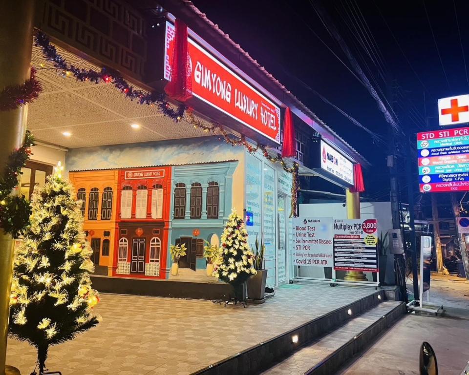 Sunray Beach Hotel Patong - Resim 11