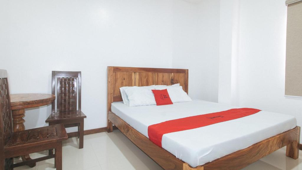 RedDoorz at Casa Rafaelle Transient Ilocos Sur - Habitación De Lujo