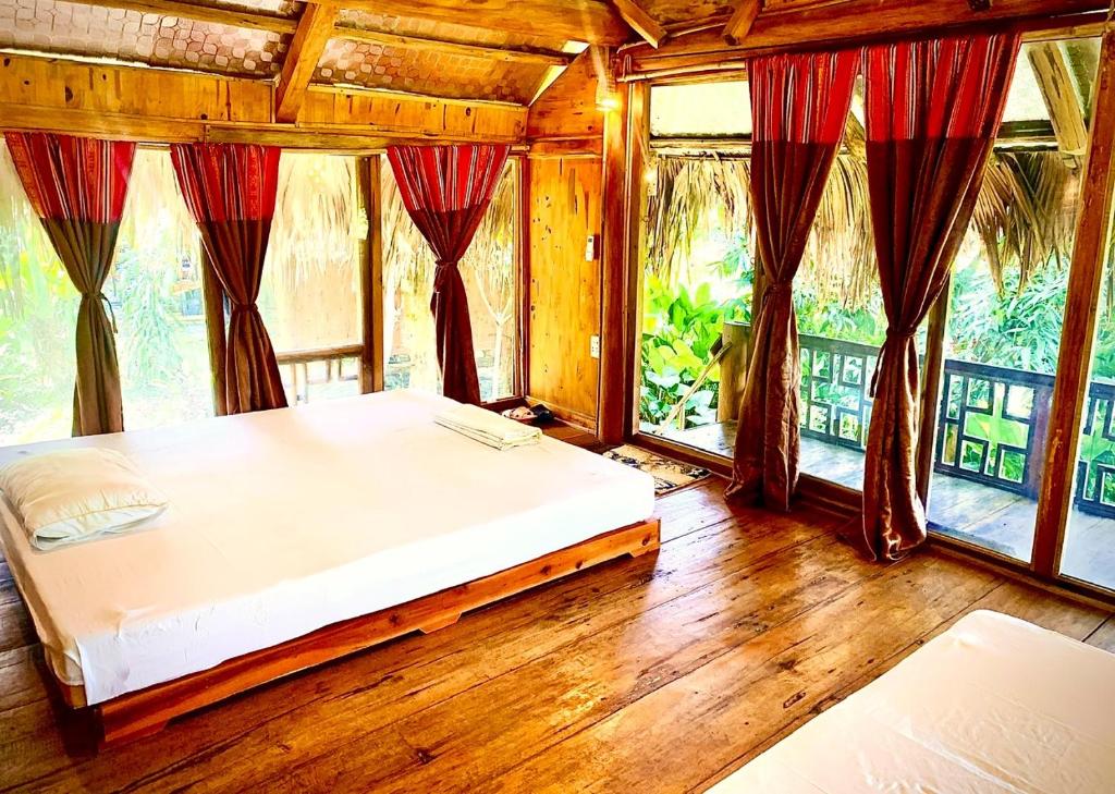 Bungalow Gia Đình