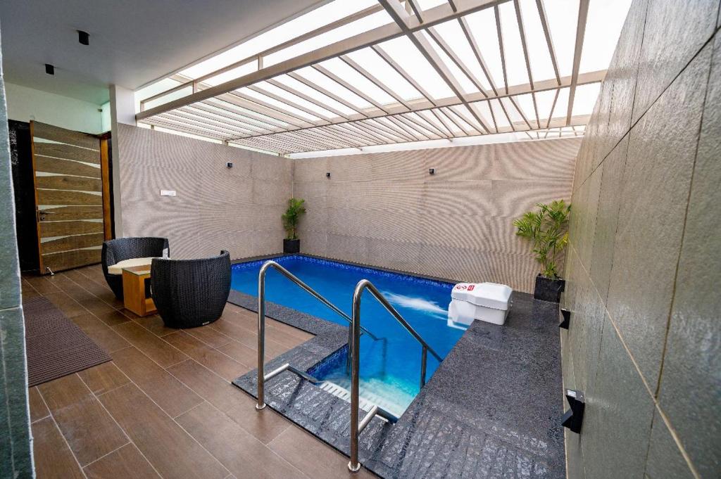 Fotografie z fotogalerie ubytování S R Pool Suites v destinaci Maisúr