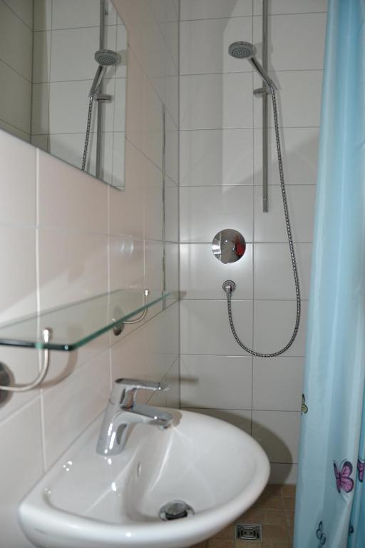 Koupelna v ubytování Baumeisterhaus