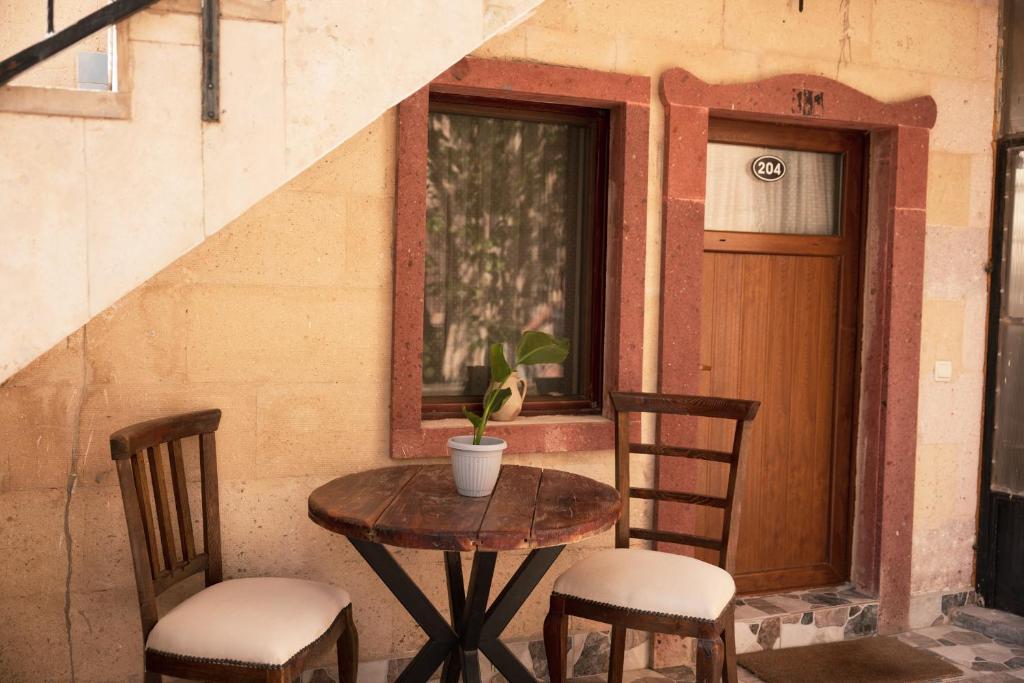 Göreme Stone Age - Deluxe Double Or Twin Room With Balcony