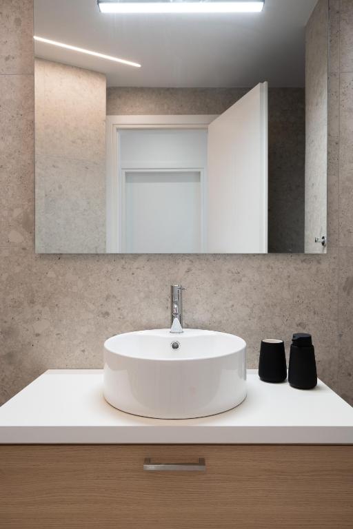 Kosmos Luxury Residences - 3