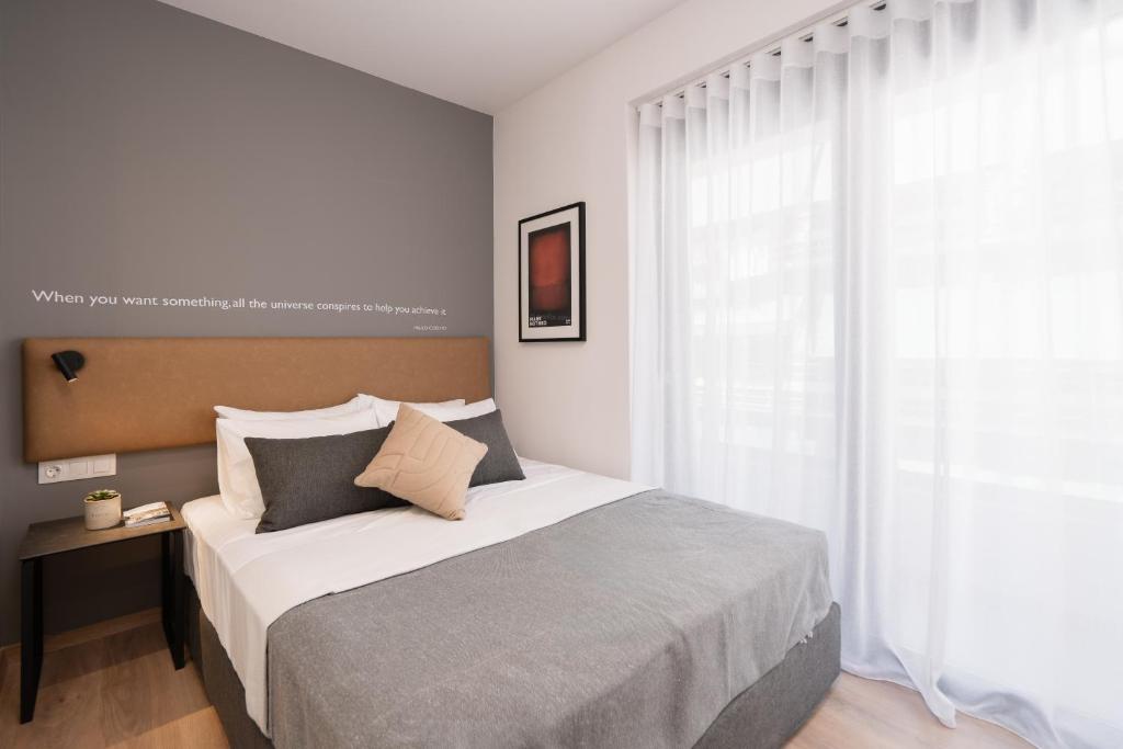 Kosmos Luxury Residences - 4