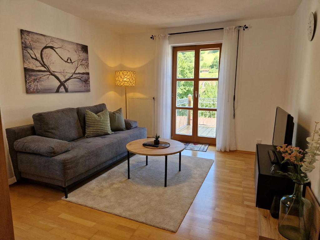 Posezení v ubytování Ferienwohnung Lodermeier