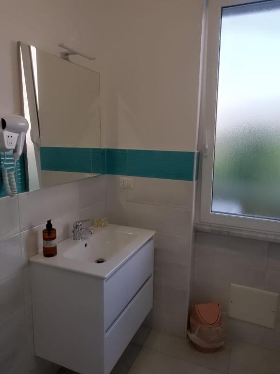 Koupelna v ubytování Villa3 Cancelli Guesthouse B&B via del Mare Formia