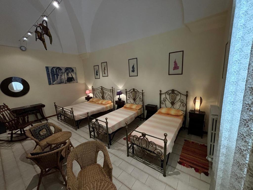 Il Castello te Lu Sannà - Habitación Cuádruple Con Balcón