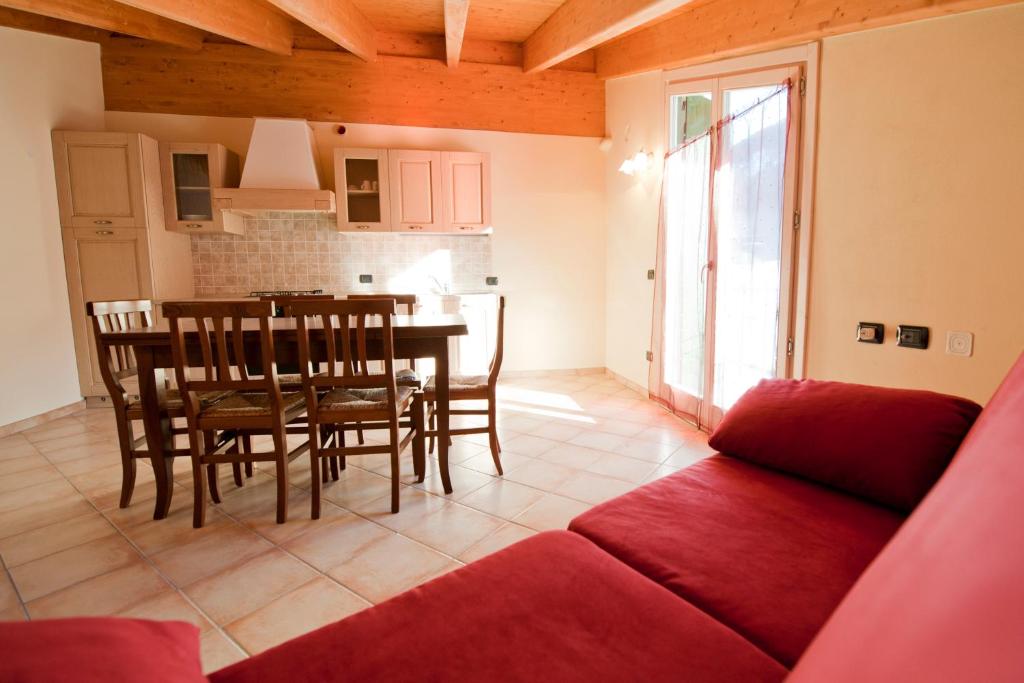 Kuchyň nebo kuchyňský kout v ubytování Residence La Corte