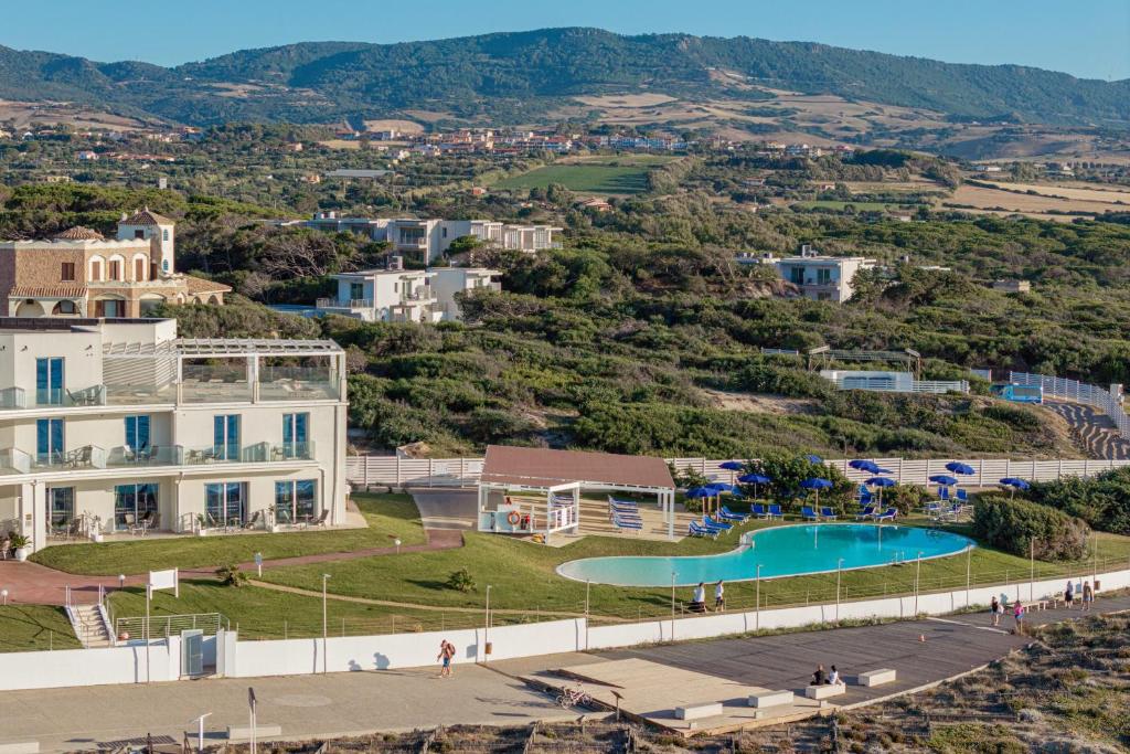 Bazén v ubytování Bellevue Sardinia Resort Affiliated by Meliá nebo v jeho okolí