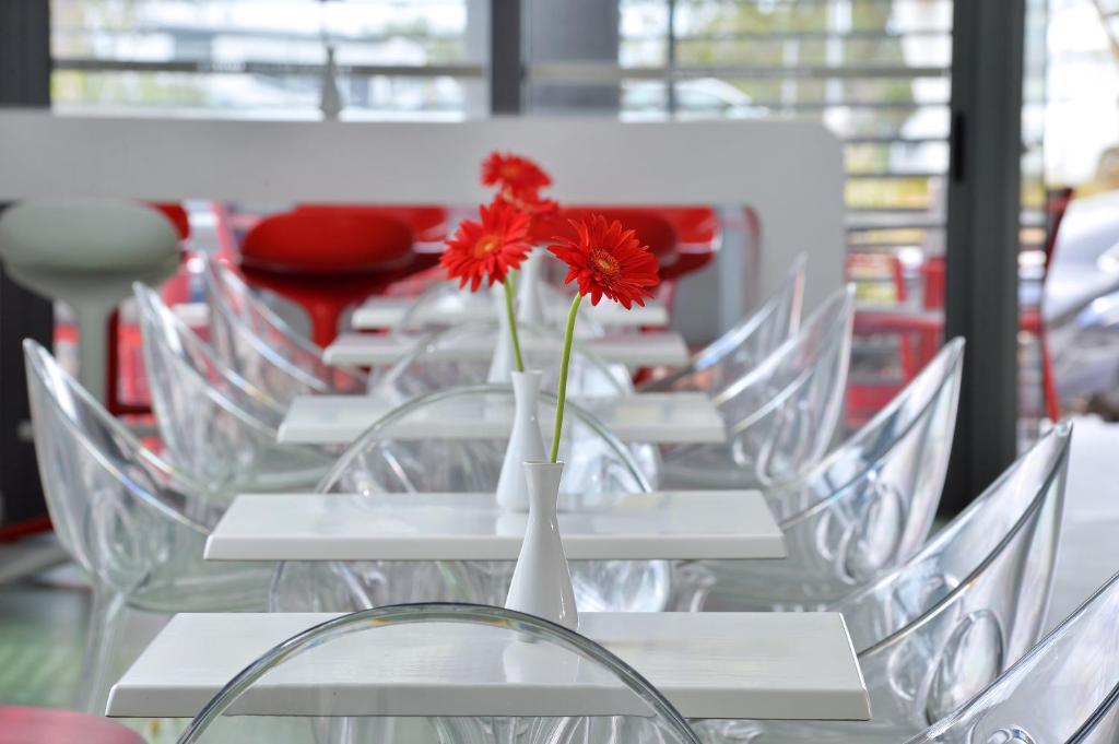 Restaurace v ubytování Airotel Patras Smart Hotel