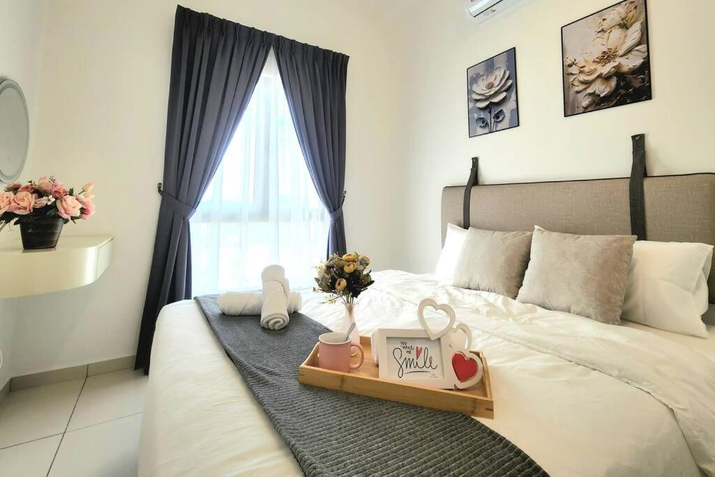 Posezení v ubytování IPOH City Horizon08 - 8 mins to Concubine Lane and Old Town Ipoh, 3 mins Walking to Food Places & Convenient Store by Happy Homestay