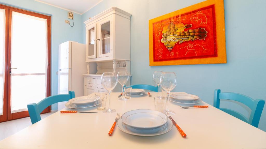 Zdjęcie z galerii obiektu Sardinianworld-Appartamento Azzurro w mieście Torre Grande
