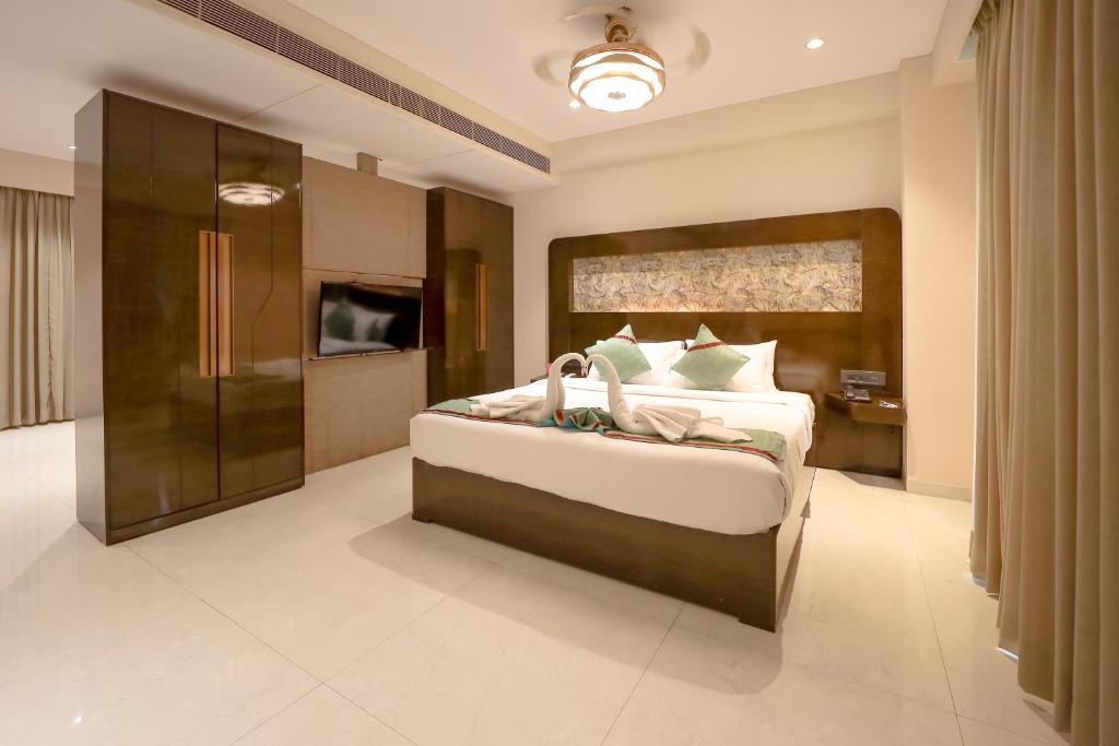Zip By Spree Hotels Surat - Suite