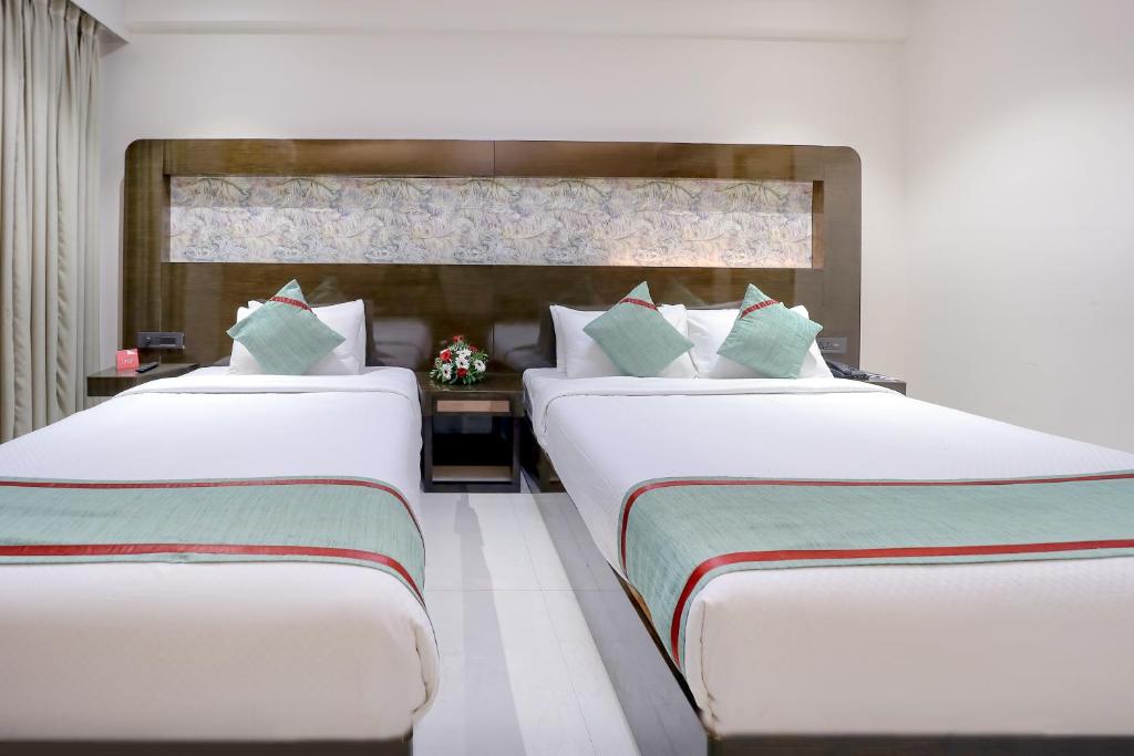 Zip By Spree Hotels Surat - Superior King Room