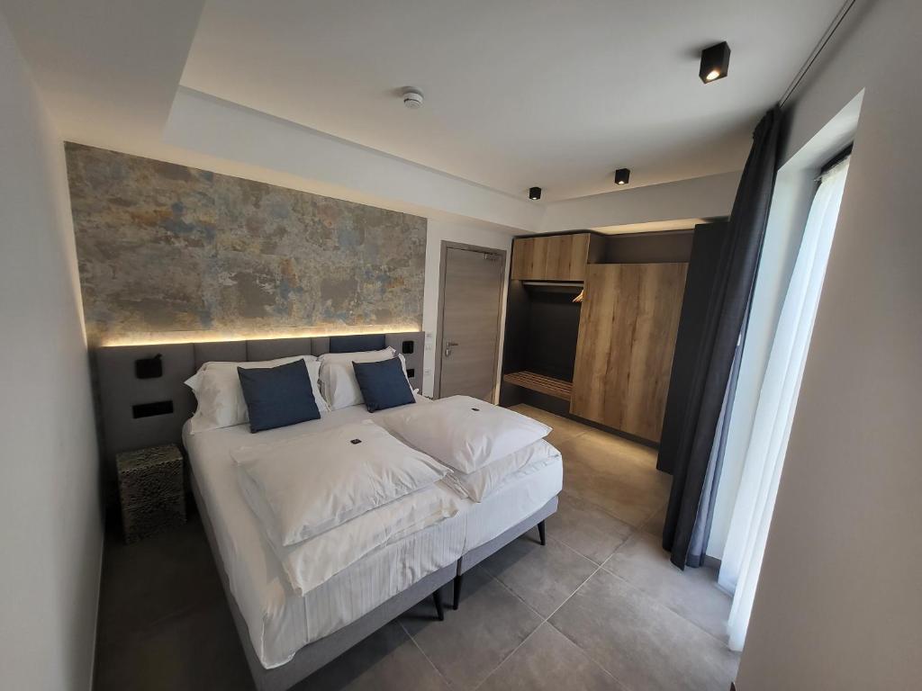 Attilio High Living Suites - Adults Only - 12