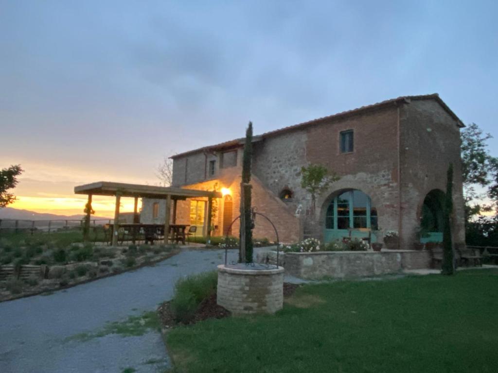 MORSETTO GOMMA NERA 50x40 PP (per Scarichi / Curve Tecniche - Foto 10