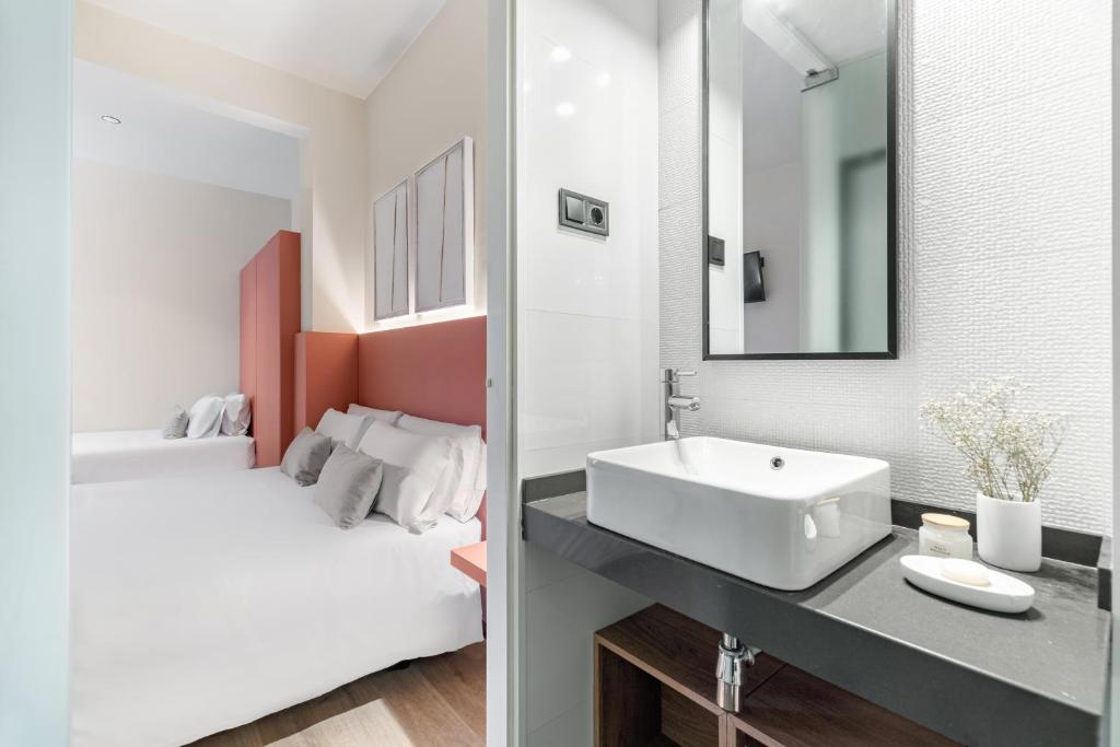 LeMar by Aspasios - 16