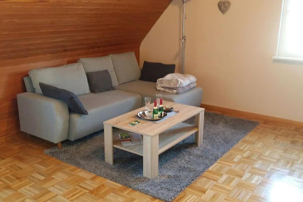 Posezení v ubytování Tati's Ferienwohnung