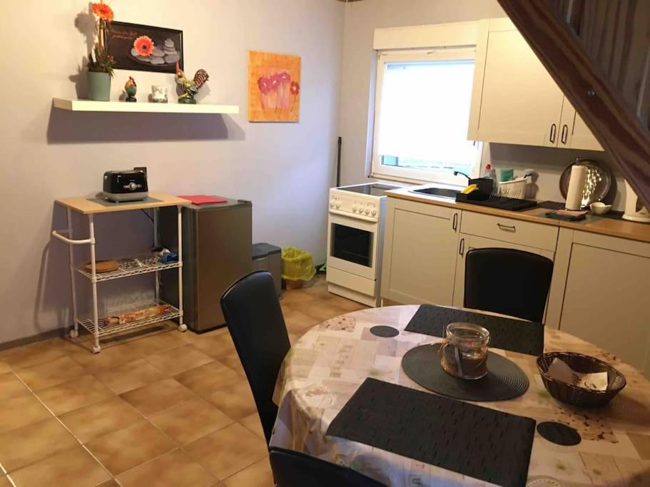Kuchyň nebo kuchyňský kout v ubytování Tati's Ferienwohnung