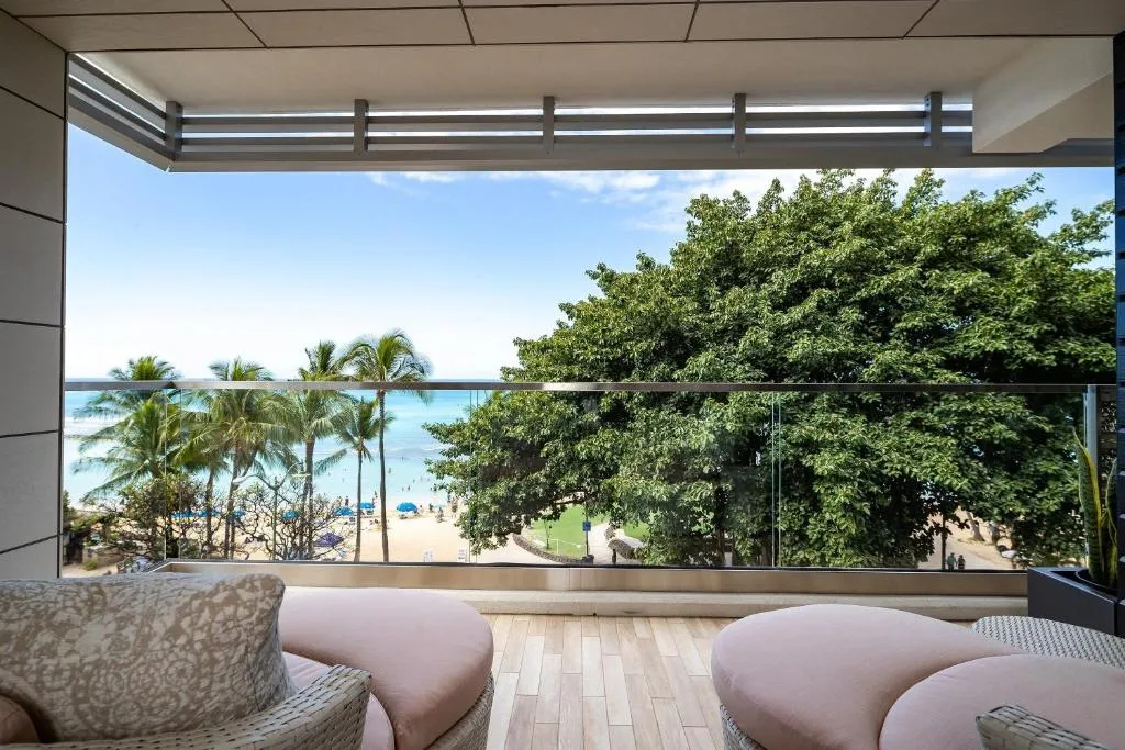 Beach View Garnet Suite - 3 Bedroom