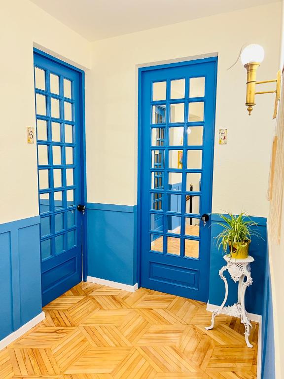 Foto dalla galleria di Pirosmani Boutique Aparthotel a Tbilisi City