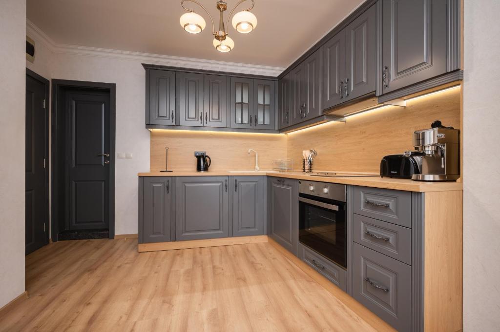 Prestige Central Apartments - Superior Apartment
