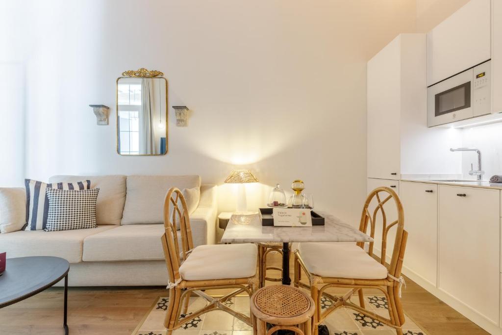 Palacio Vegafuente by Caleta Homes - 15