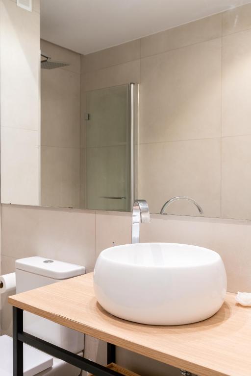 A bathroom at Azahar