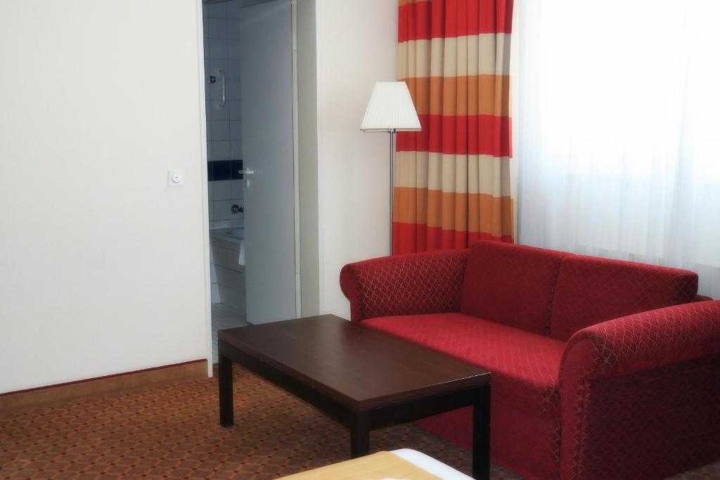 Trip Inn Frankfurt Nordwestzentrum - Resim 30