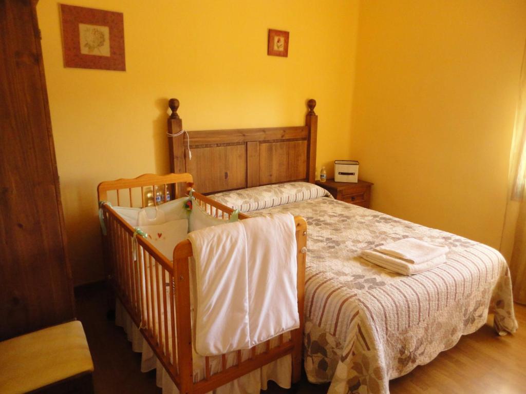 Postel nebo postele na pokoji v ubytování Casa rural Villa Abeleste