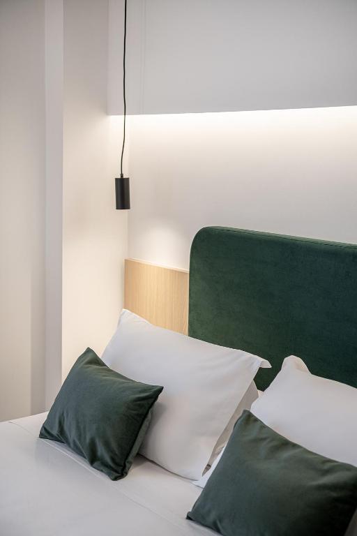 Miss Marrone City Hotel - 2