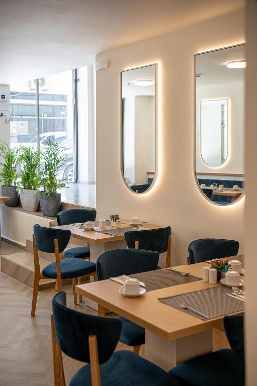 Miss Marrone City Hotel - 18