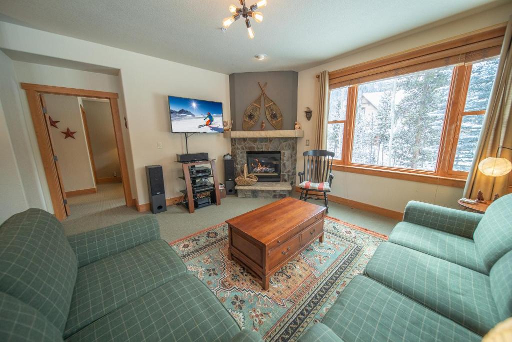 Red Hawk Townhomes 2333, Keystone (updated prices 2024)