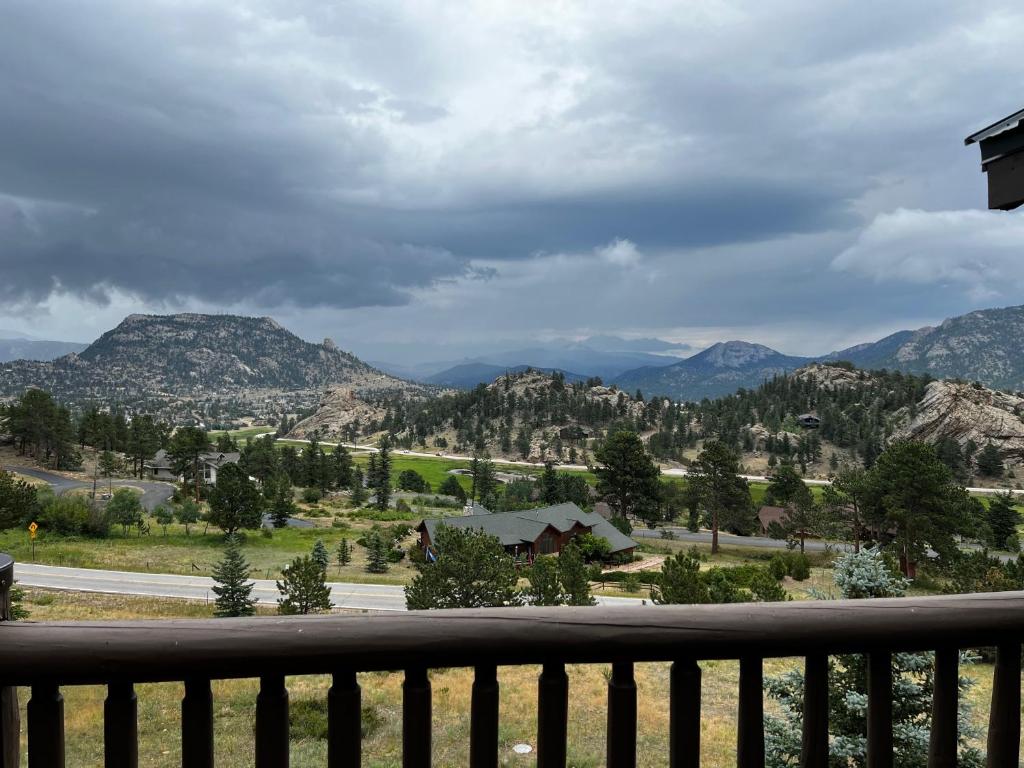 Taharaa Mountain Lodge - Junior Suite Met Uitzicht Op De Bergen