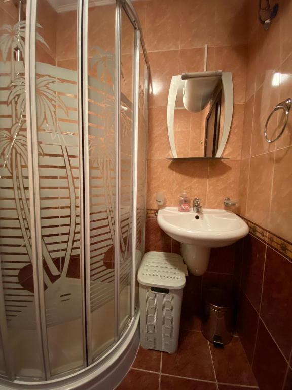 Suitetrails - Hill Top Studio Apartments
