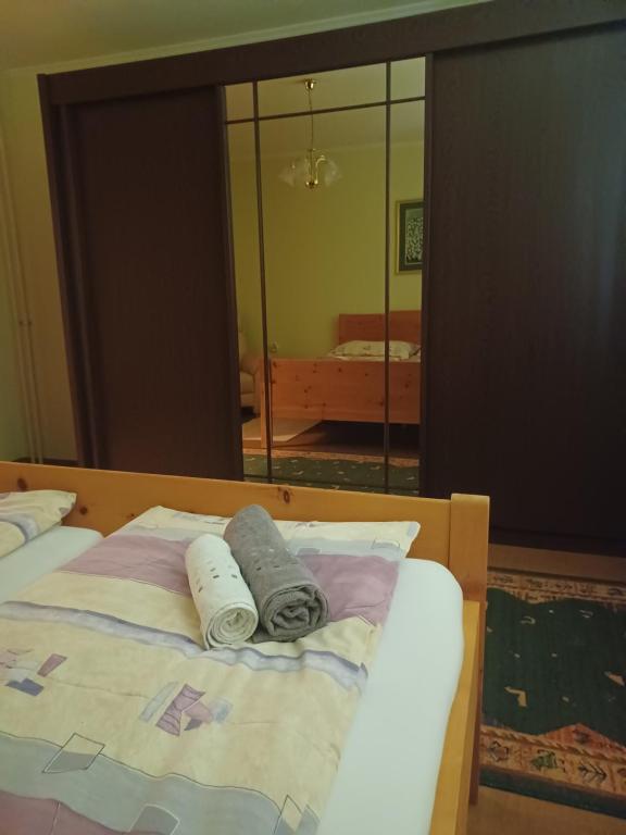 Posteľ alebo postele v izbe v ubytovaní Ferienhaus Renate