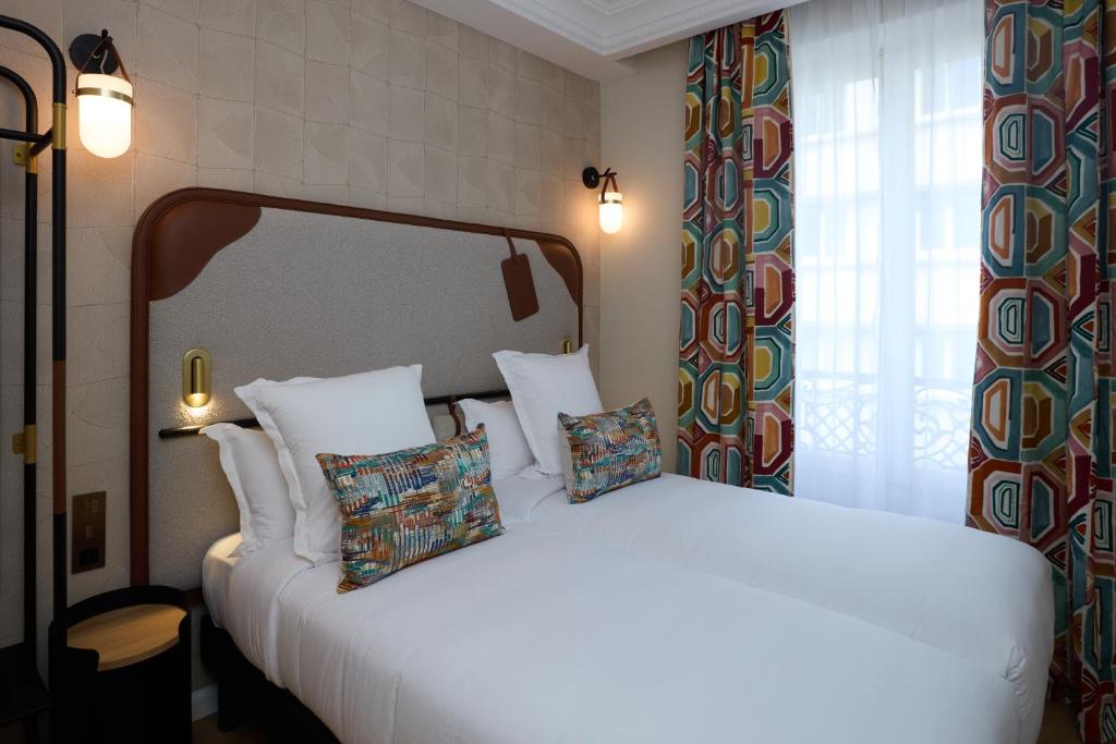 Hôtel Hiro Paris - Resim 17