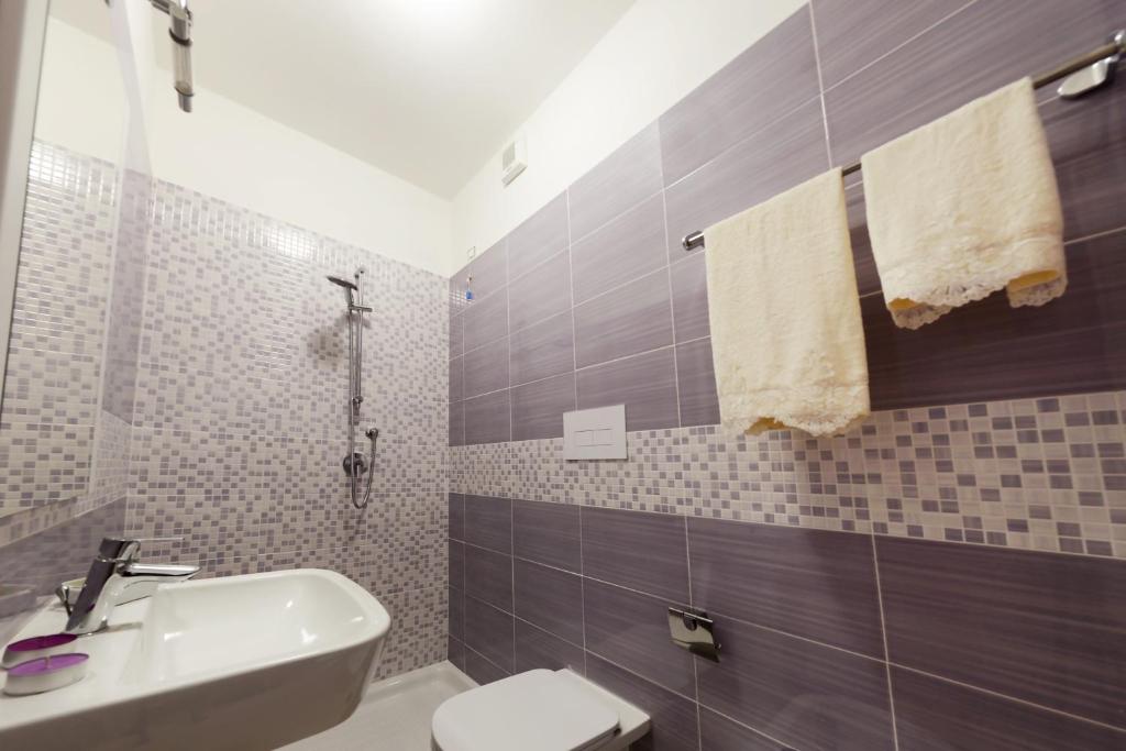 Łazienka w obiekcie B&B La Vie en Rose